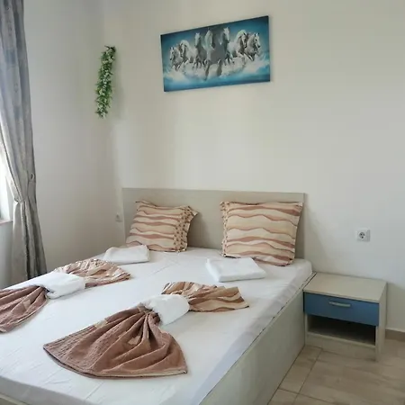 хоризонт м スヴェティ・ヴラス